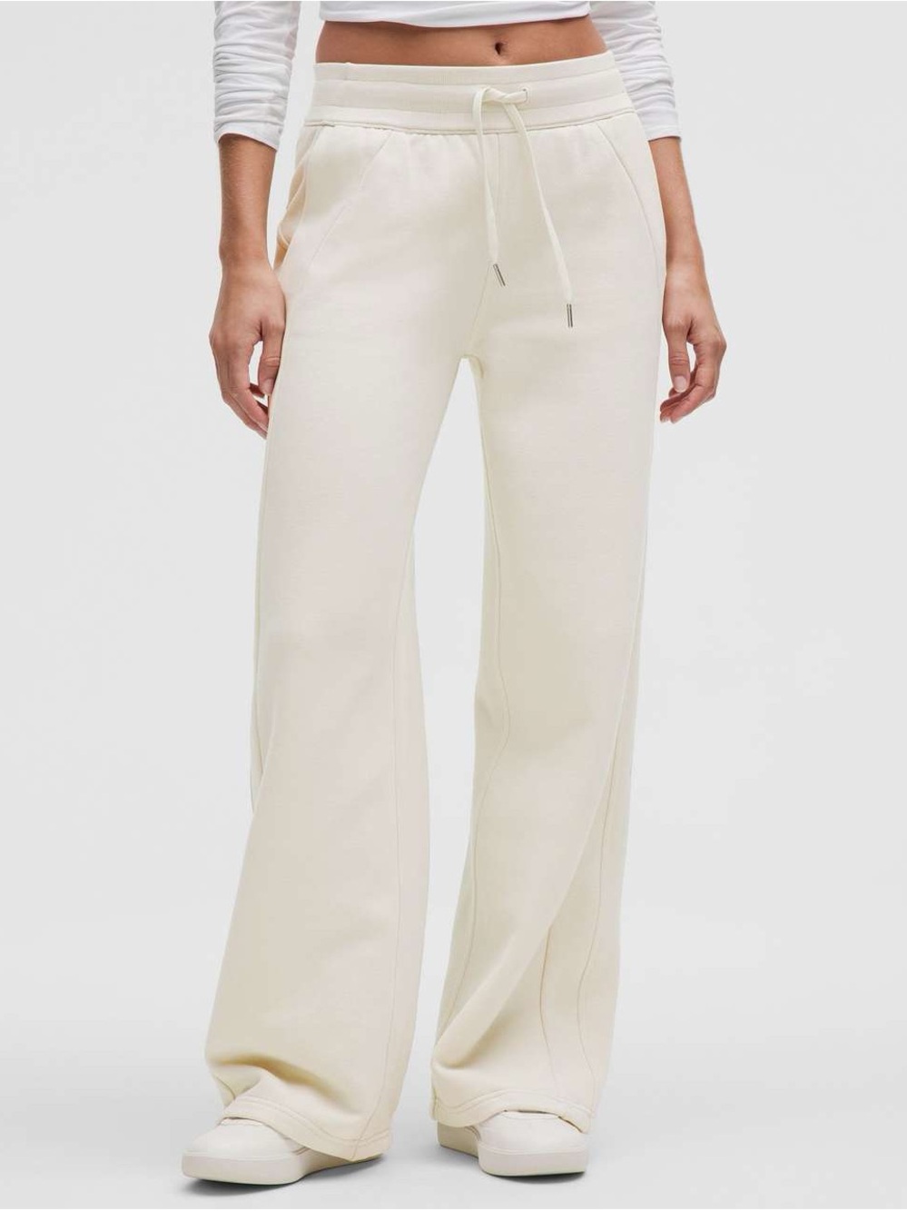 🍋 LULULEMON Wide Leg Drawstring Sweatpants in Light Beige Size Medium